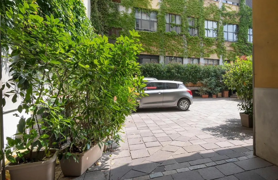 Deluxe 120 Mq Apartment , 4 Minuti A Piedi Dai Navigli-1